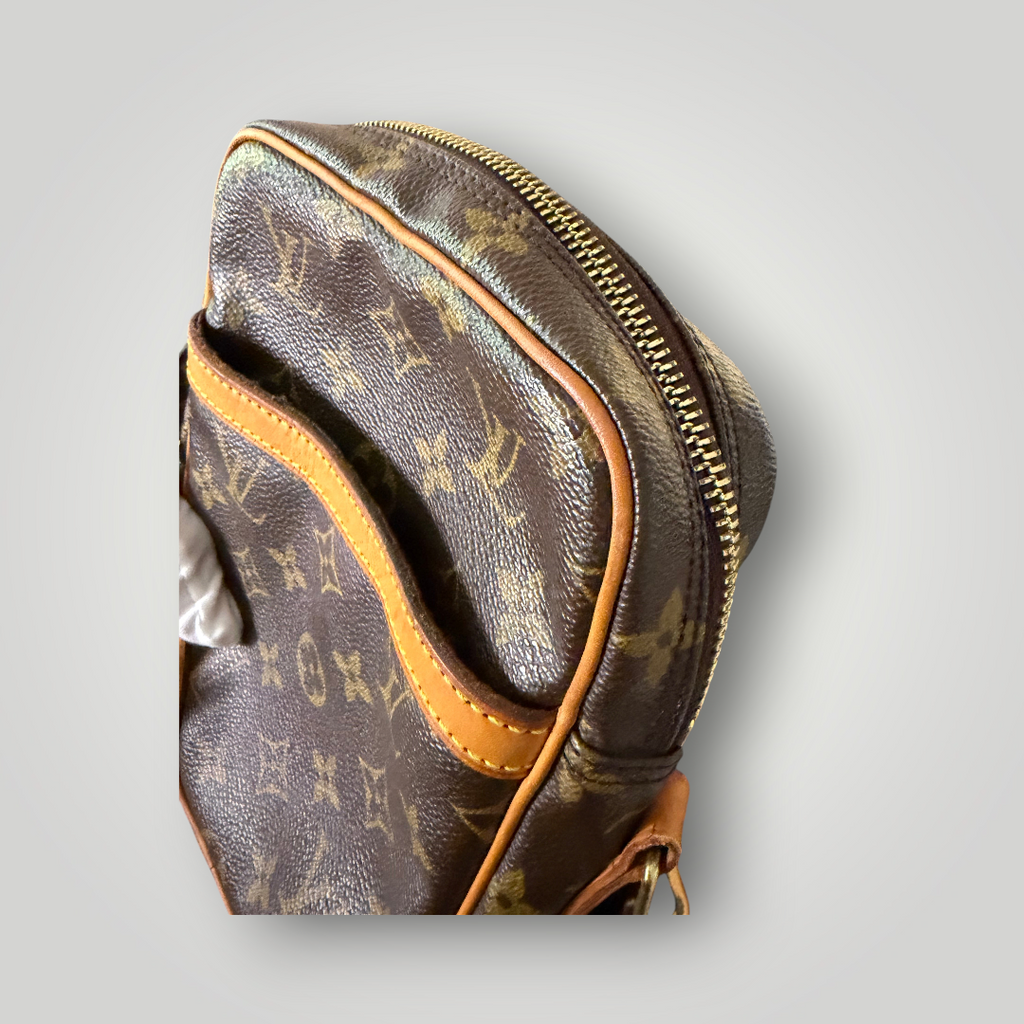 Louis Vuitton Pre-loved Monogram Danube PM Crossbody Bag | 2002 | Authentic
