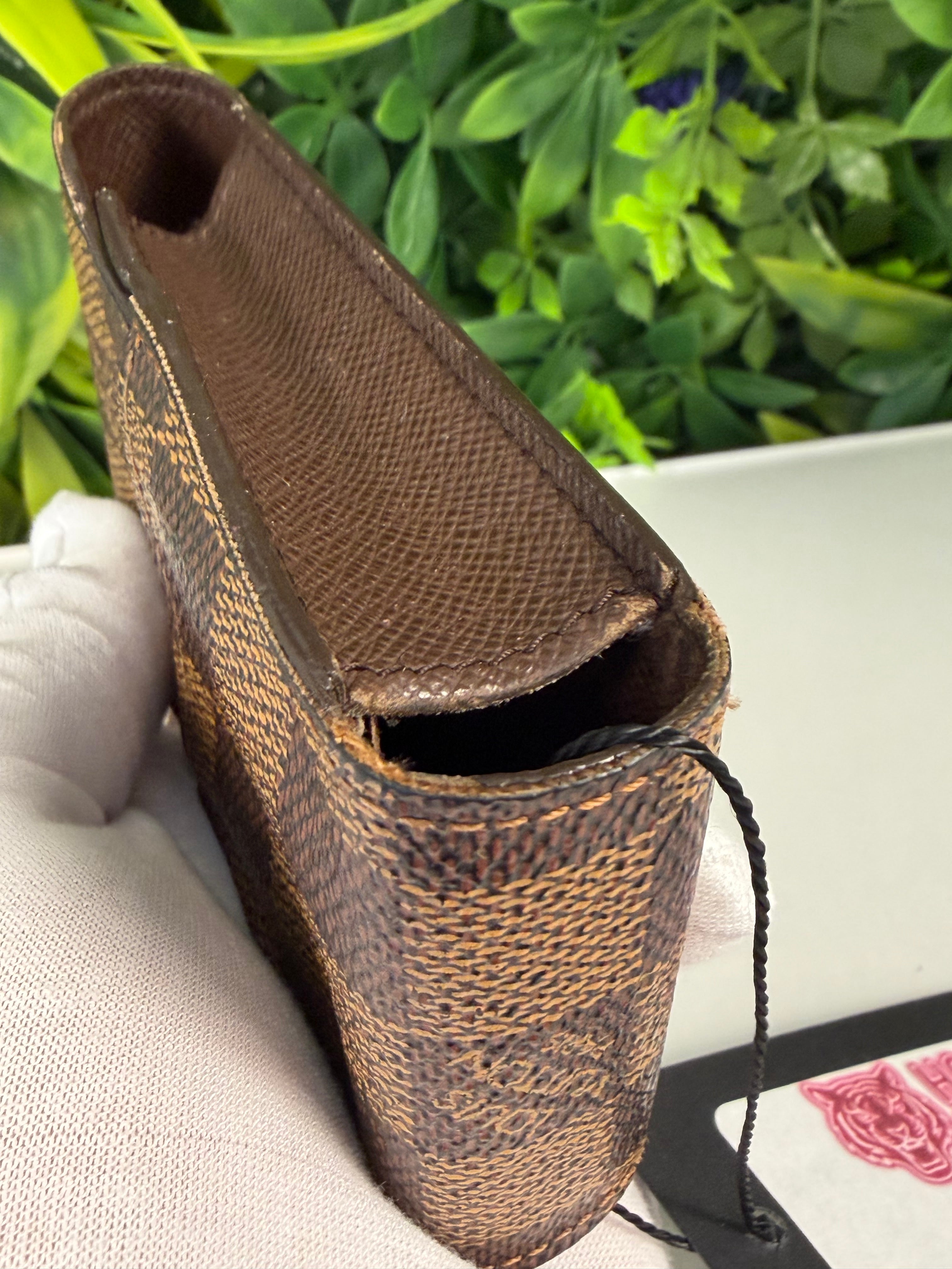 Louis Vuitton Pre-Loved Damier Ebene Mini Pouch LV-1012