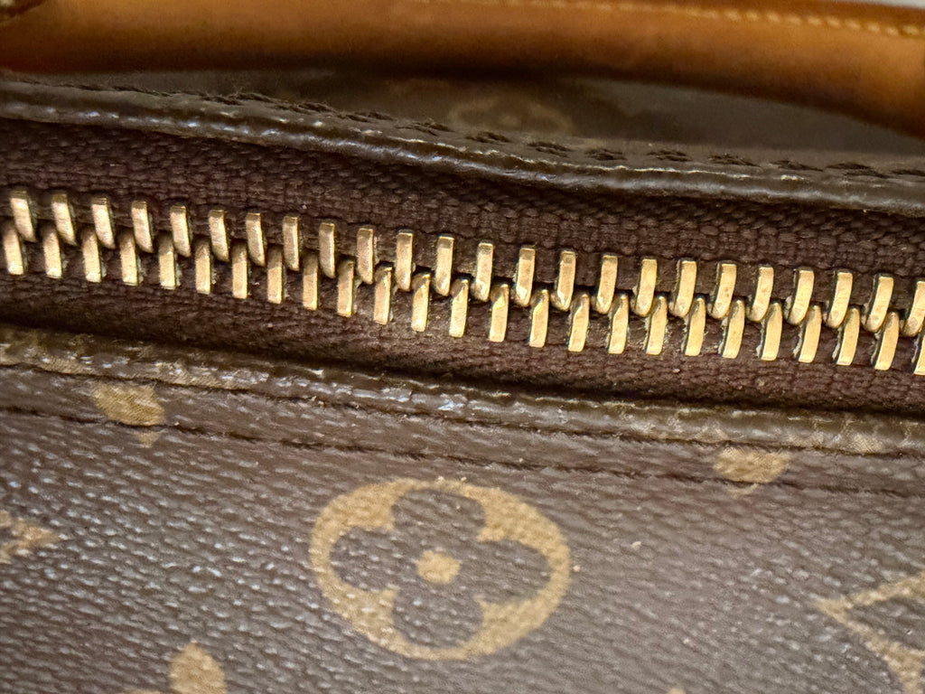 Louis Vuitton Pre-loved Monogram Speedy 30 and Cosmetic Pouch Bundle Deal
