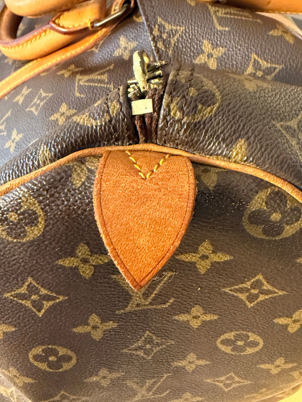 Louis Vuitton Pre-loved Keepall 50 Travel Bag