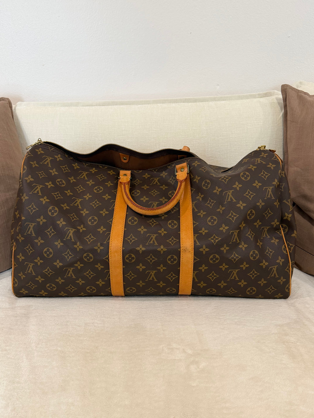 Louis Vuitton Pre-Loved Keepall 55