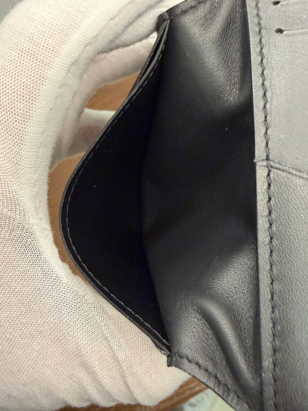 Louis Vuitton Pre-loved Black Infini Leather Pocket Organizer