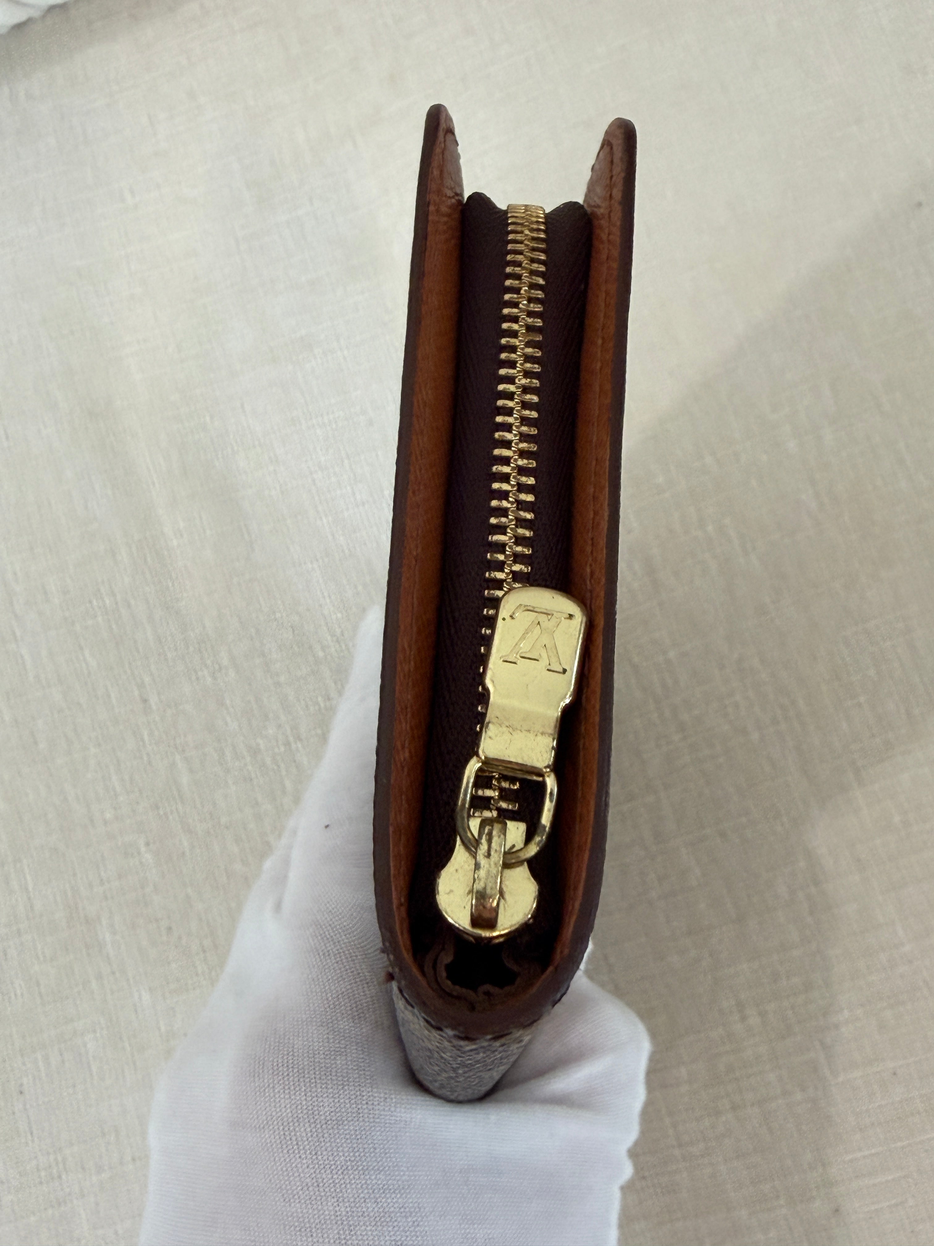 Louis Vuitton Vintage Long Zippy Wallet