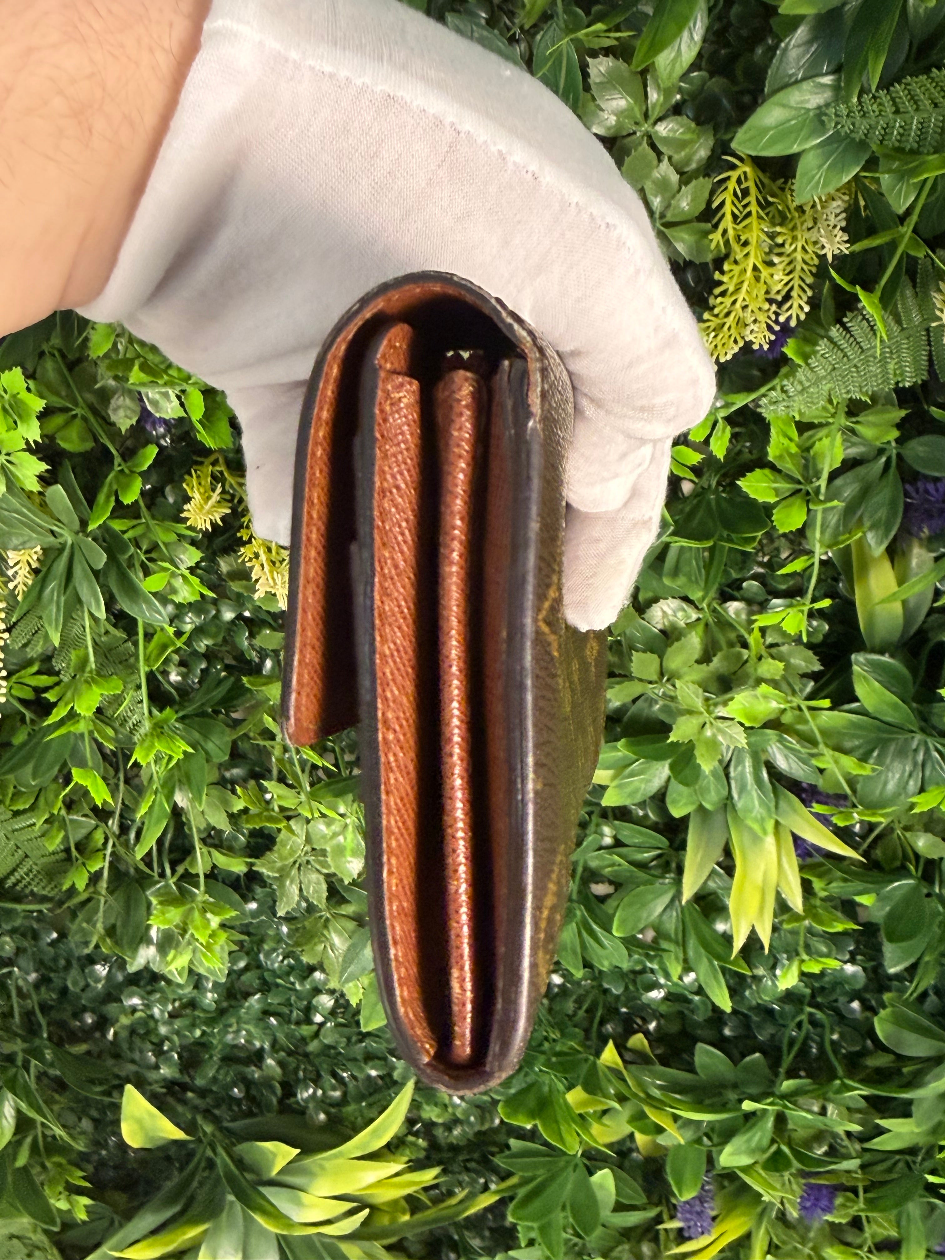 Louis Vuitton Pre-Loved Sarah Long Wallet