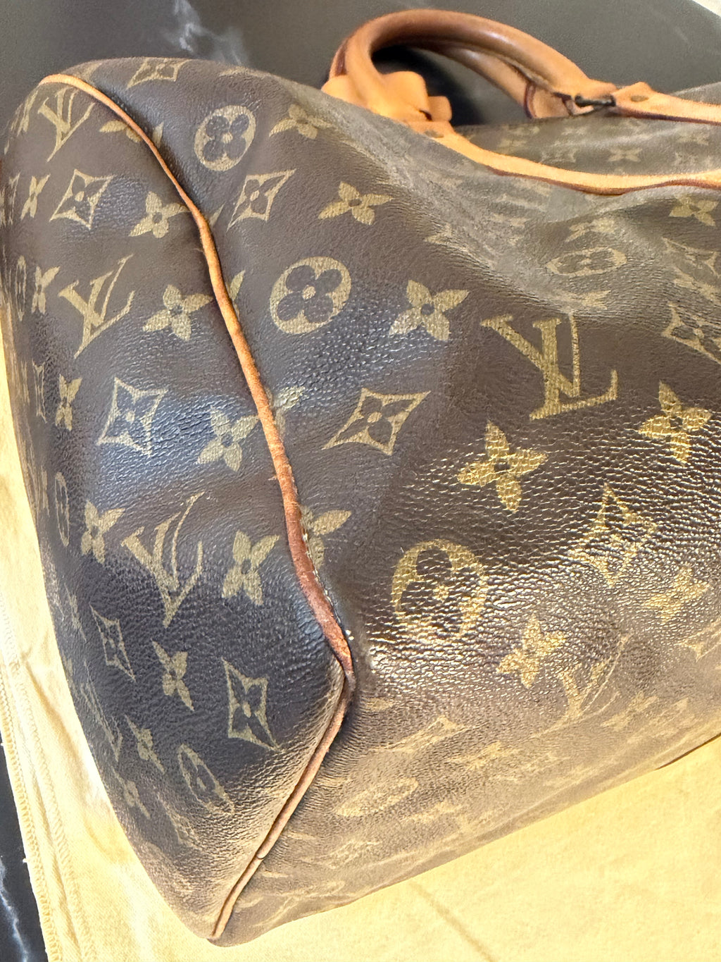 Louis Vuitton Pre-loved Keepall 50 Travel Bag