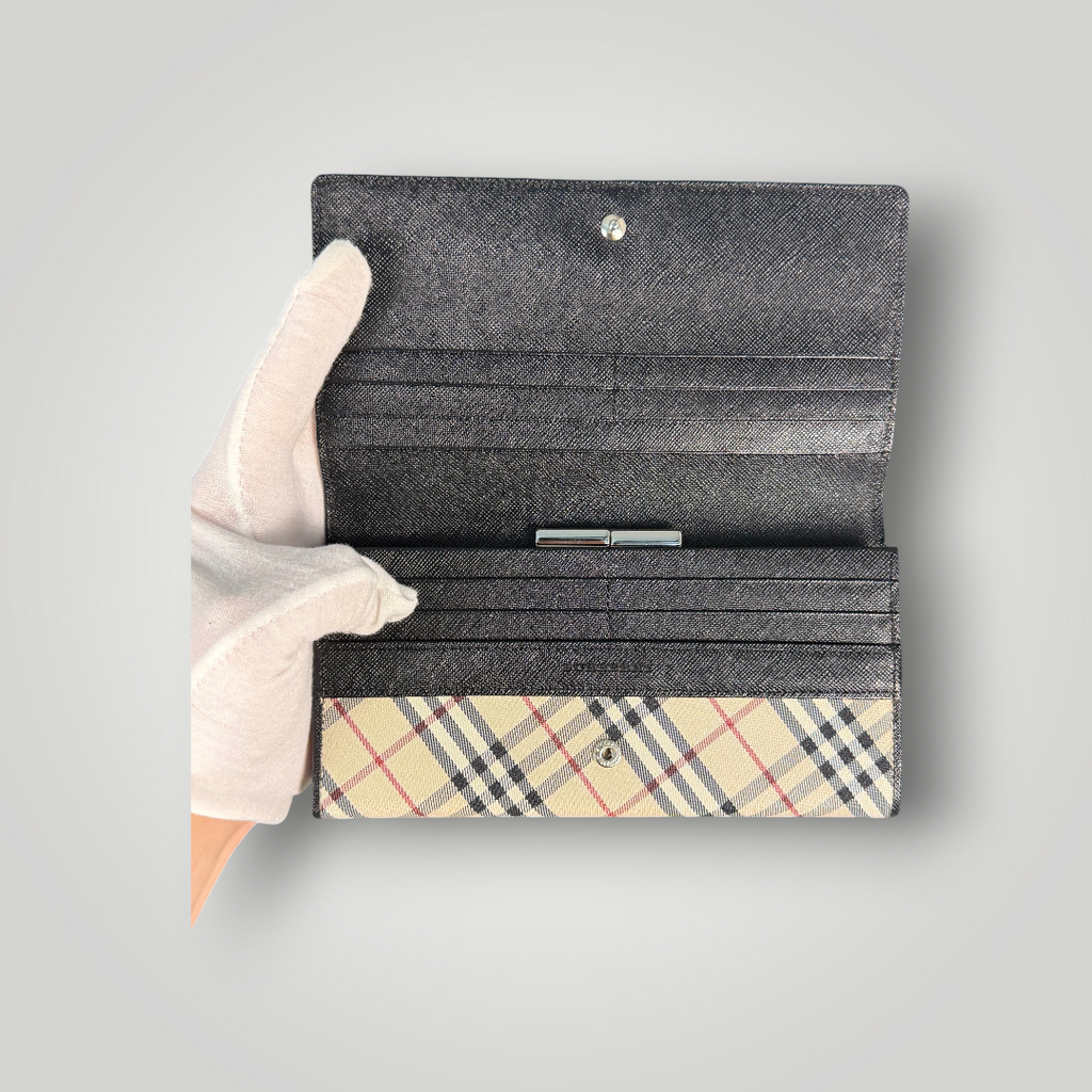 Burberry Pre-loved Nova Check Plaid and Black Leather Full Length Wallet with Internal Kisslock Compartment