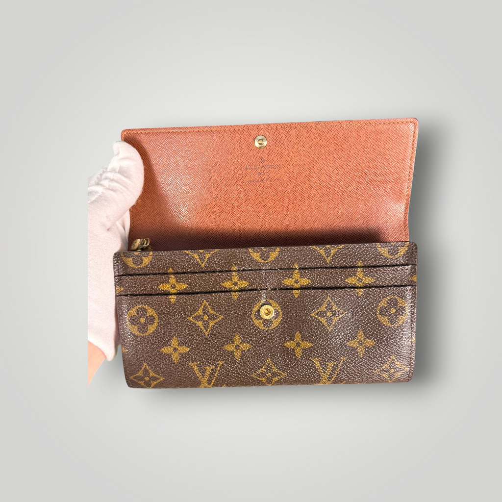 Louis Vuitton Pre-Loved Sarah Long Wallet