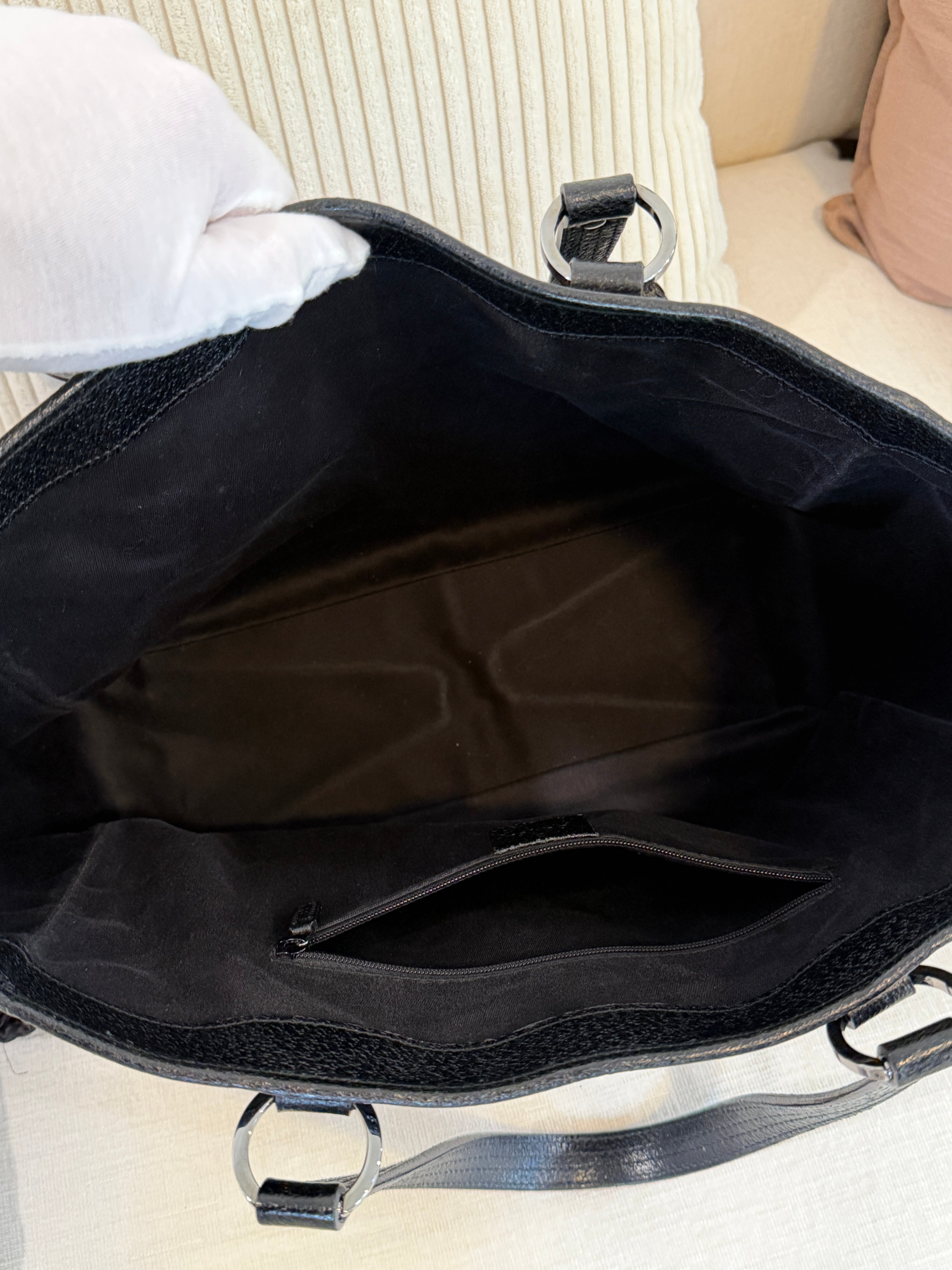 Gucci Black GG Canvas Tote Bag