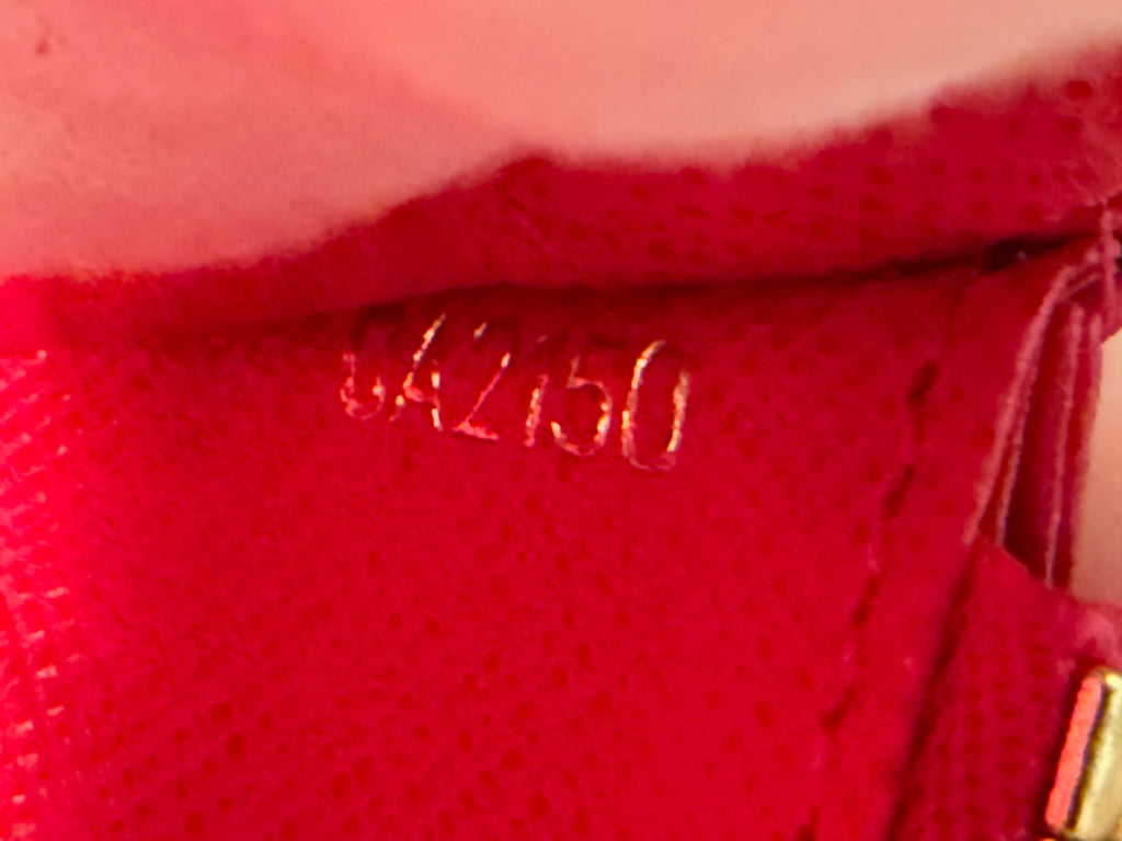 Louis Vuitton Pre-loved Monogram Insolite Wallet | Fuchsia Interior