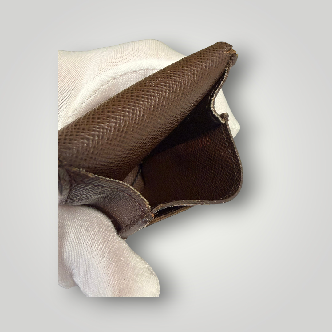 Louis Vuitton Pre-Loved Damier Ebene Mini Pouch LV-1012
