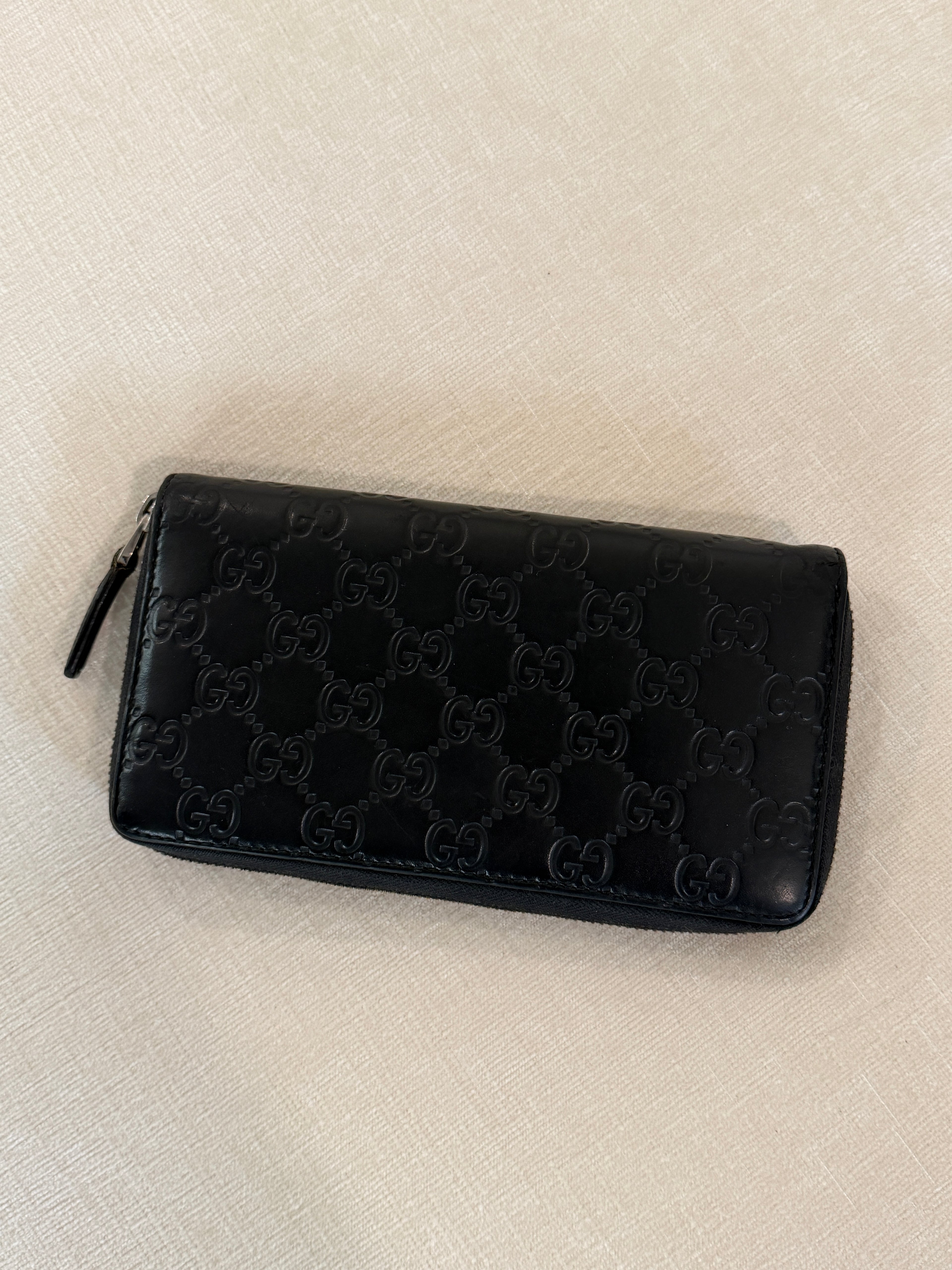 Gucci Black Guccissima Leather Zip Around Wallet