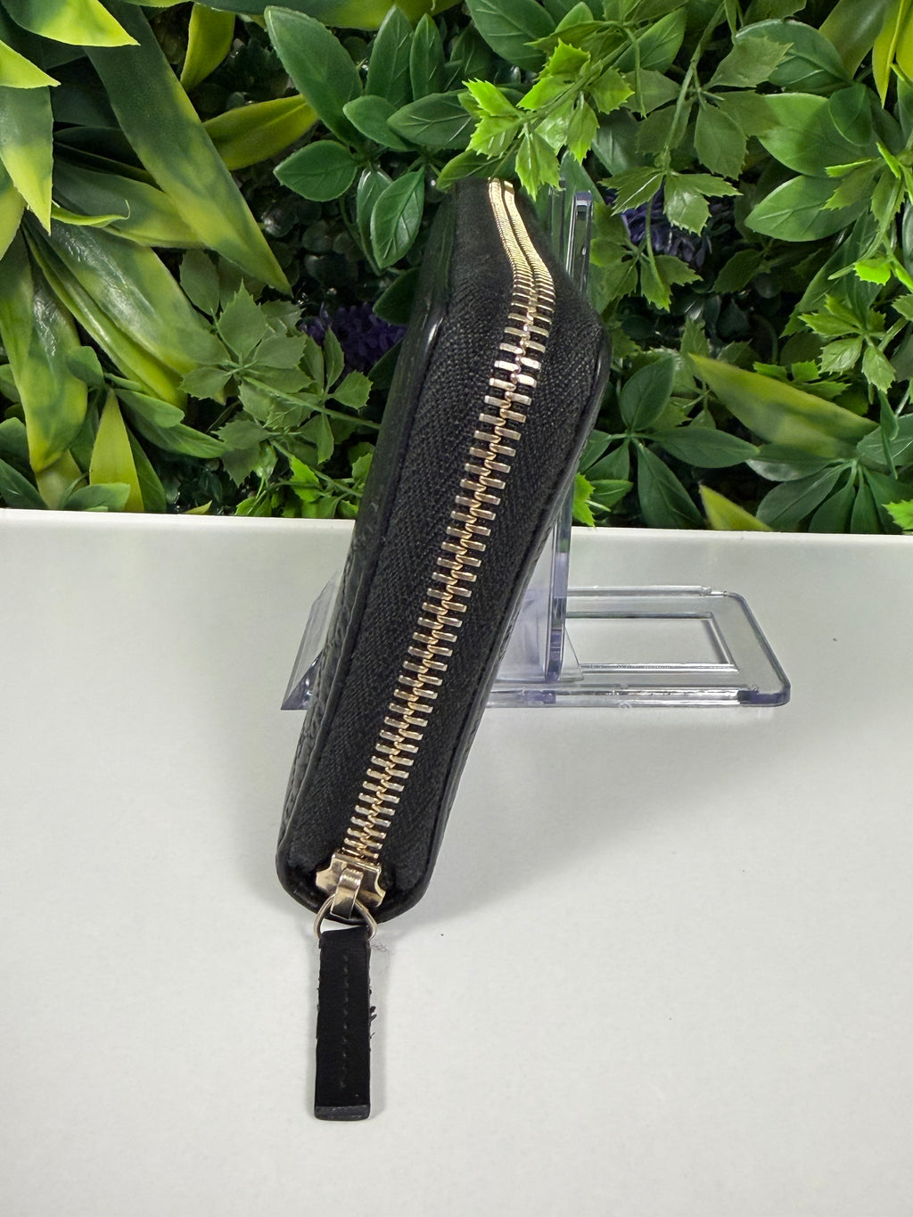 Gucci Pre-Loved Guccissima Bowtie Zippy Wallet