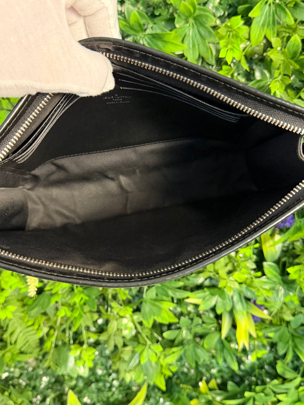 Louis Vuitton Pre-Loved Damier Graphite Voyage MM Pochette