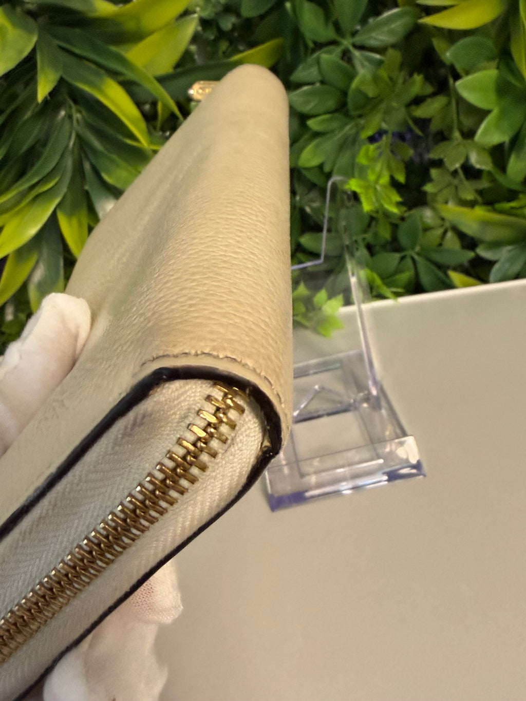 Gucci Pre-Loved Cream Horsebit Long Wallet
