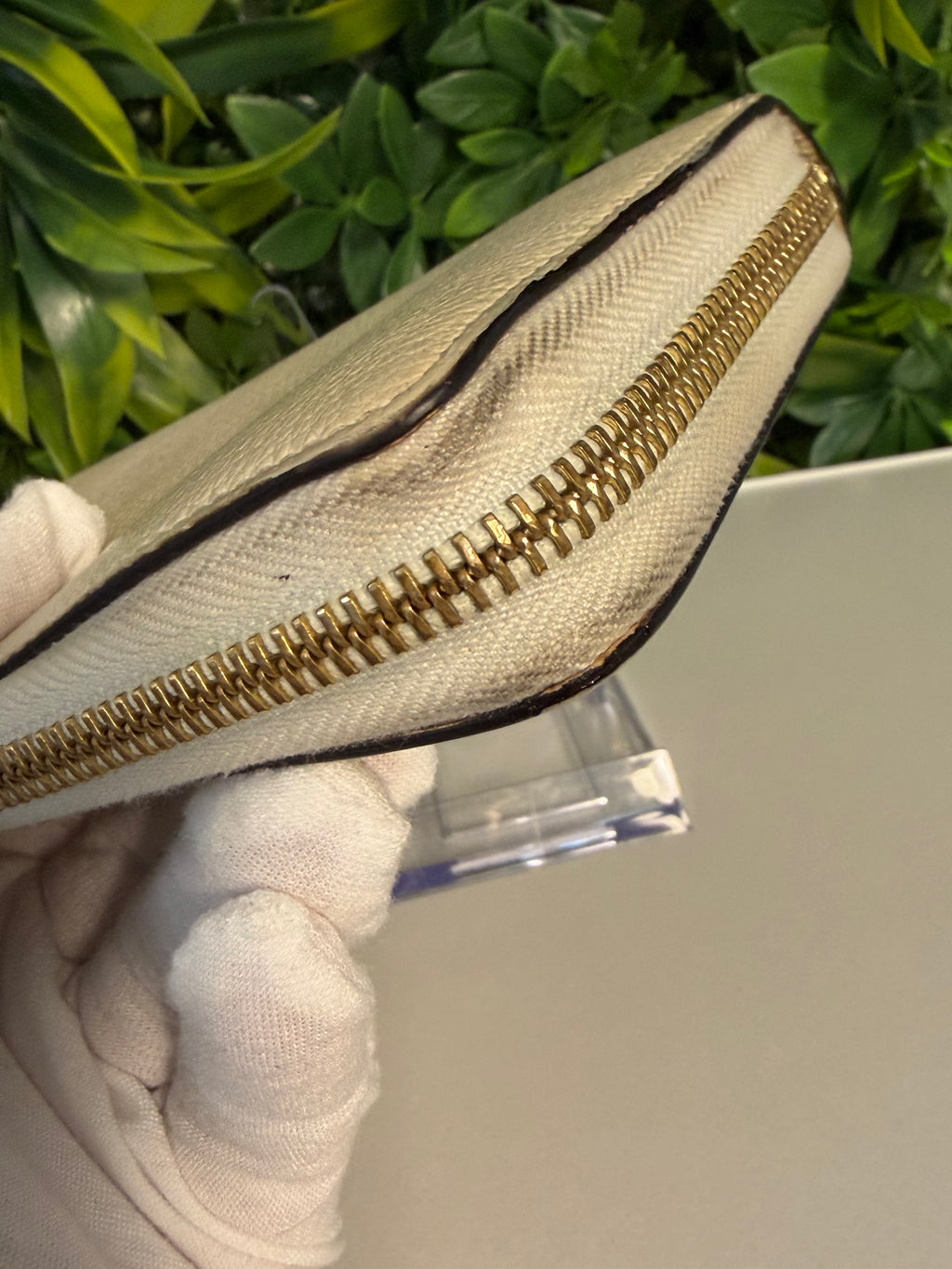 Gucci Pre-Loved Cream Horsebit Long Wallet