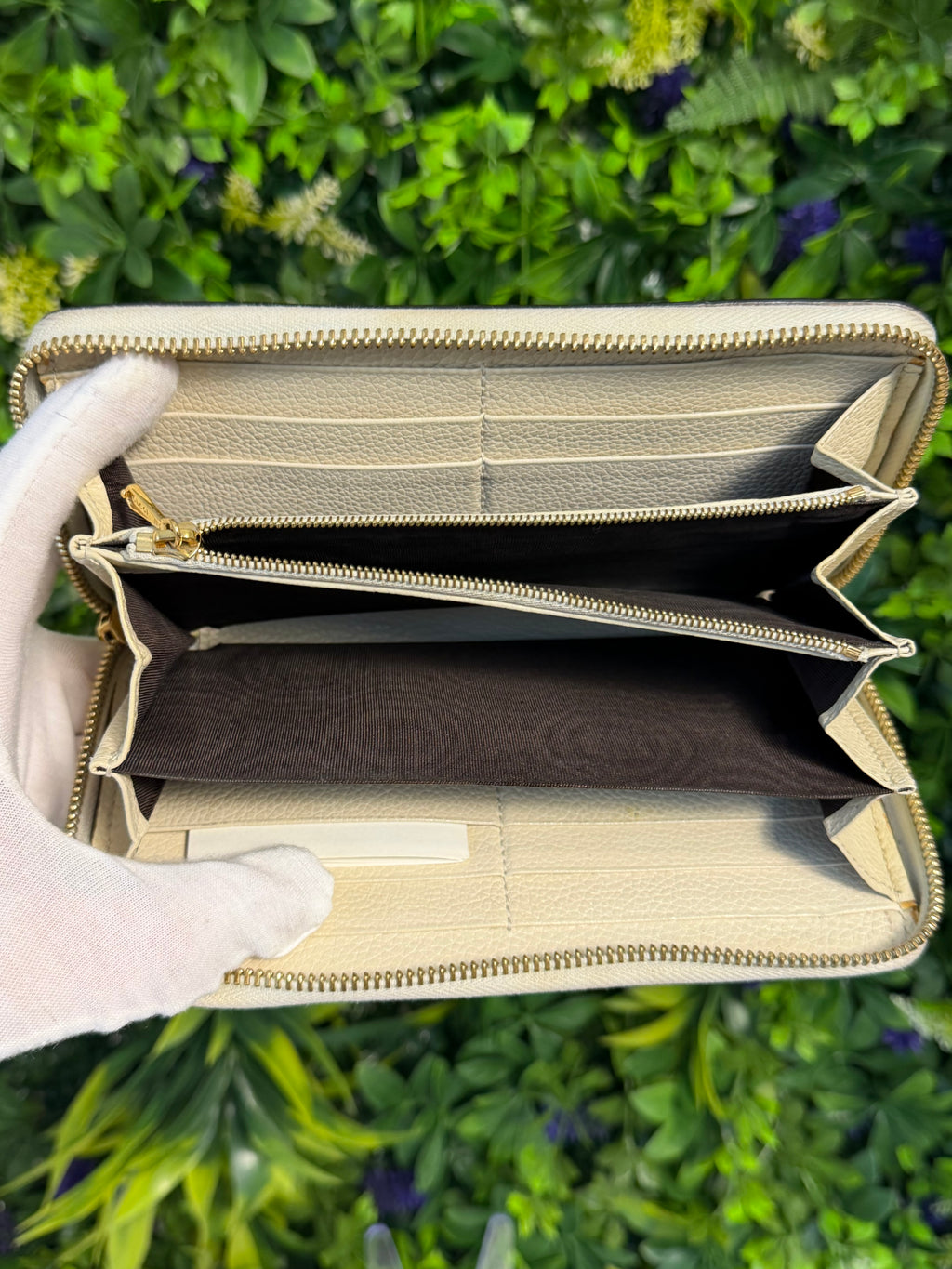 Gucci Pre-Loved Cream Horsebit Long Wallet