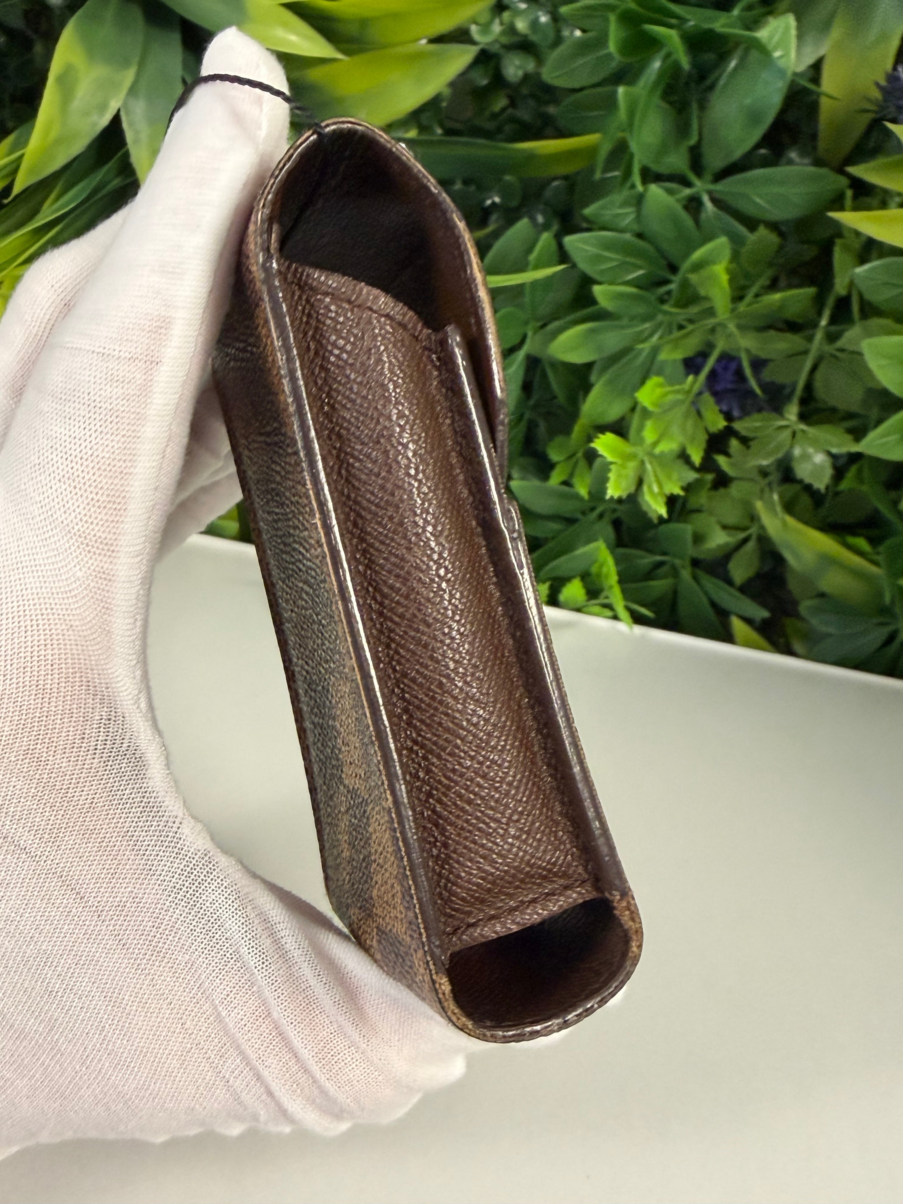 Louis Vuitton Pre-Loved Damier Ebene Mini Pouch LV-1013