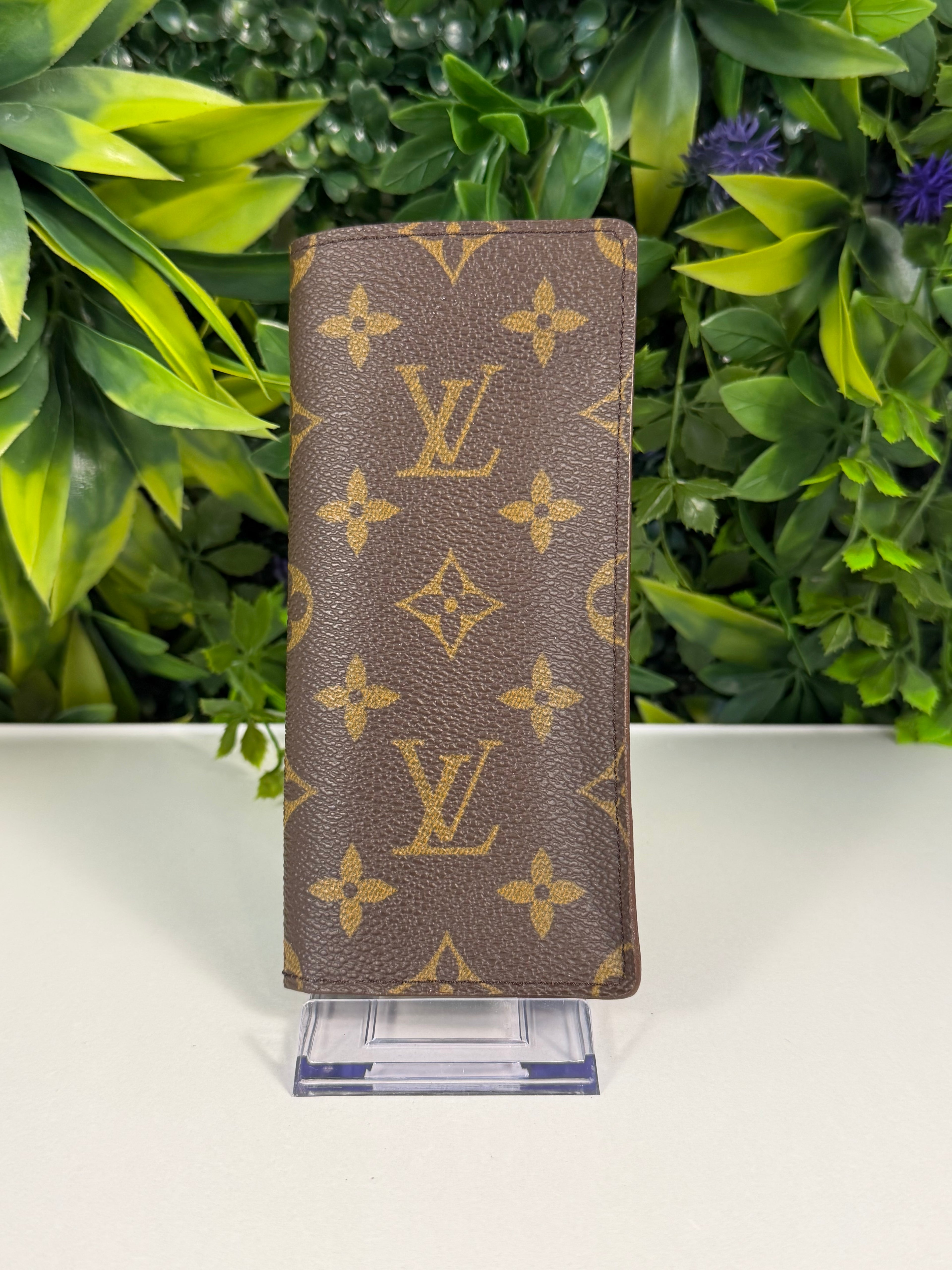 Louis Vuitton Pre-Loved Monogram Etui Lunette Simple Eyeglasses Sunglasses Case