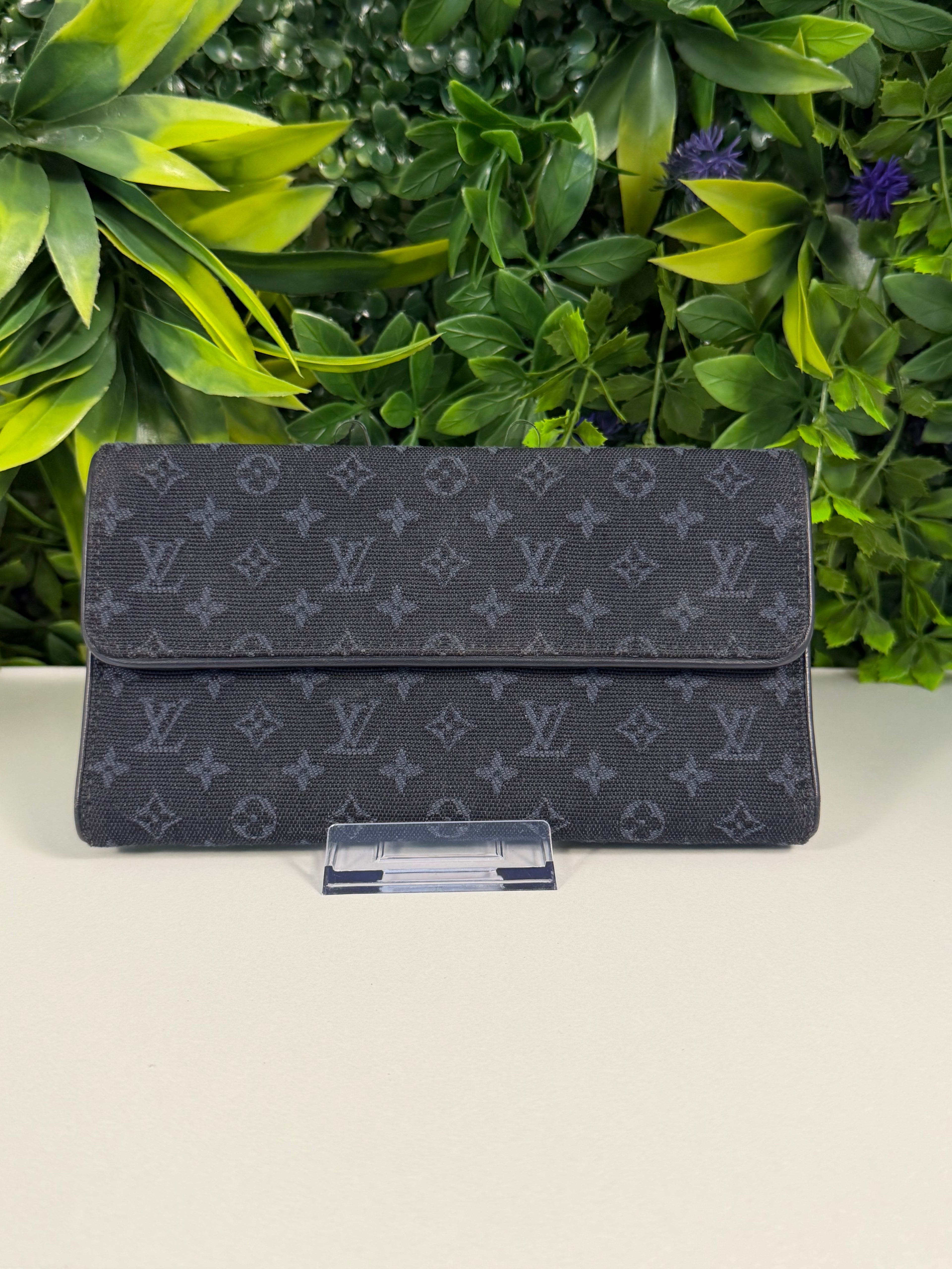 Louis Vuitton Pre-Loved Black Monogram Mini Lin International Long Wallet
