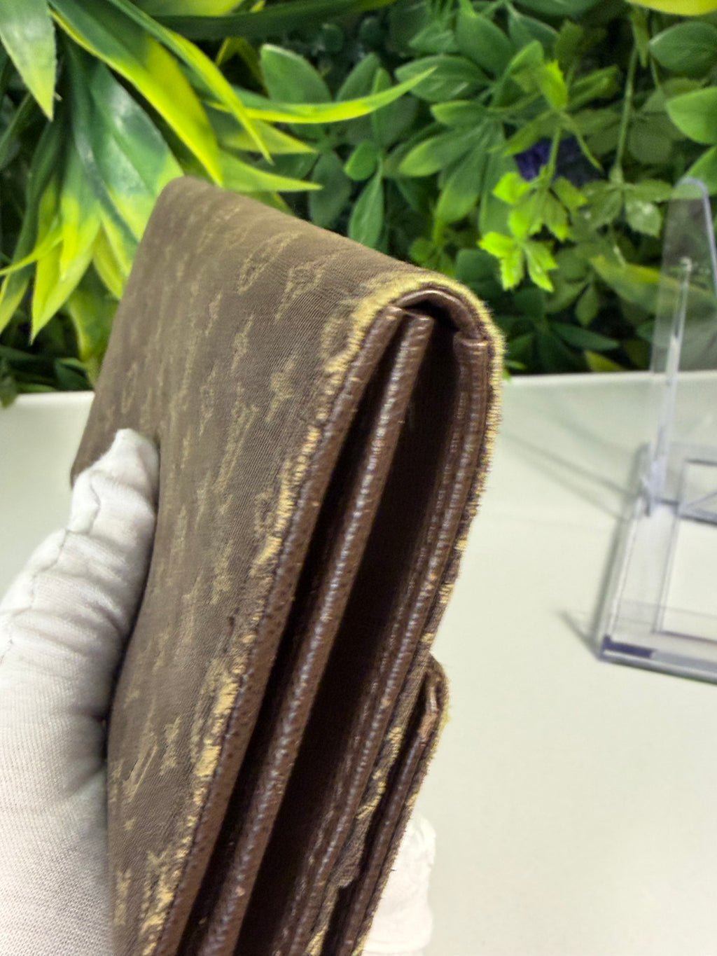 Louis Vuitton Pre-Loved Brown Monogram Mini Lin Sarah Wallet