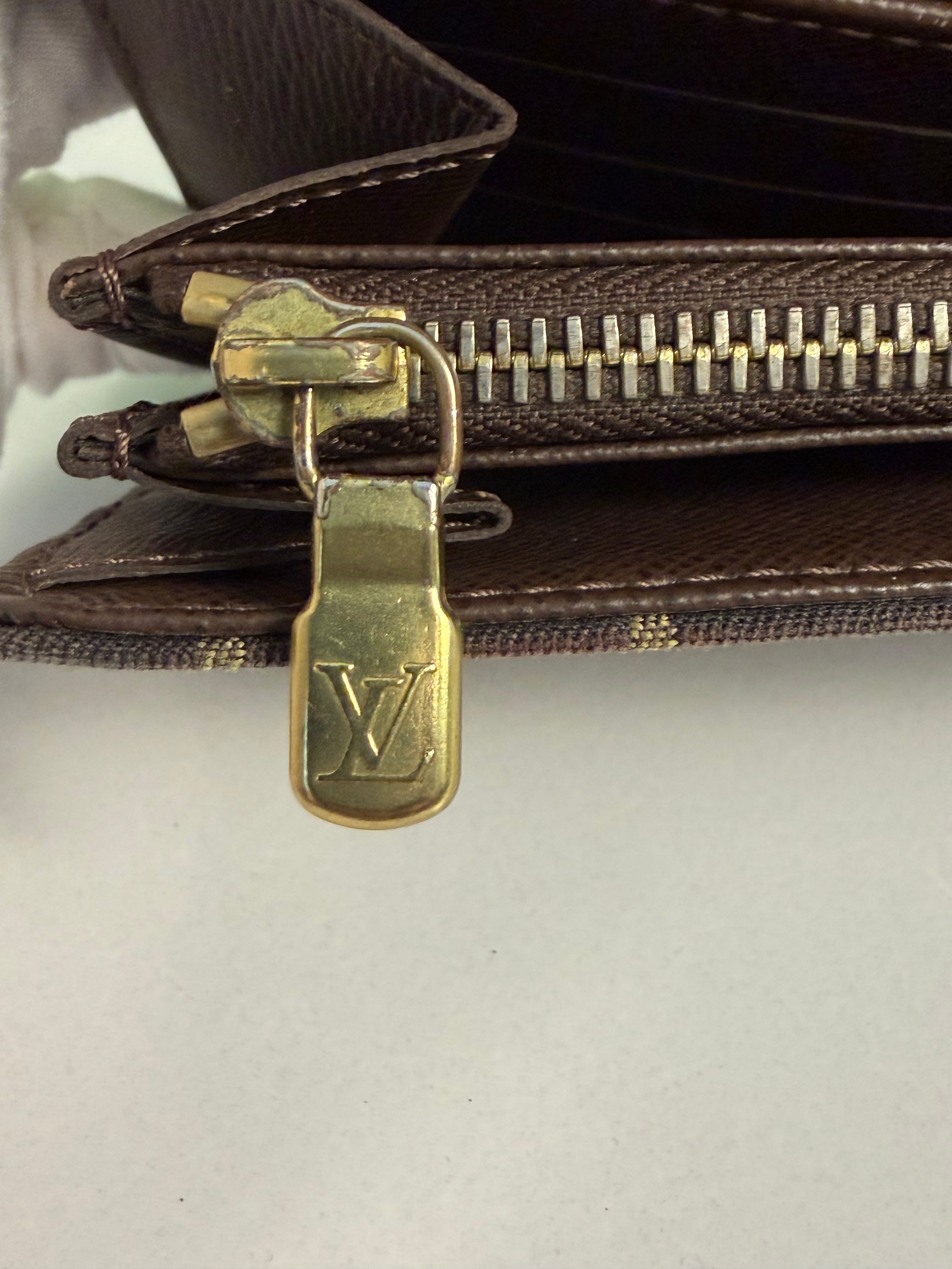 Louis Vuitton Pre-Loved Brown Monogram Mini Lin Sarah Wallet