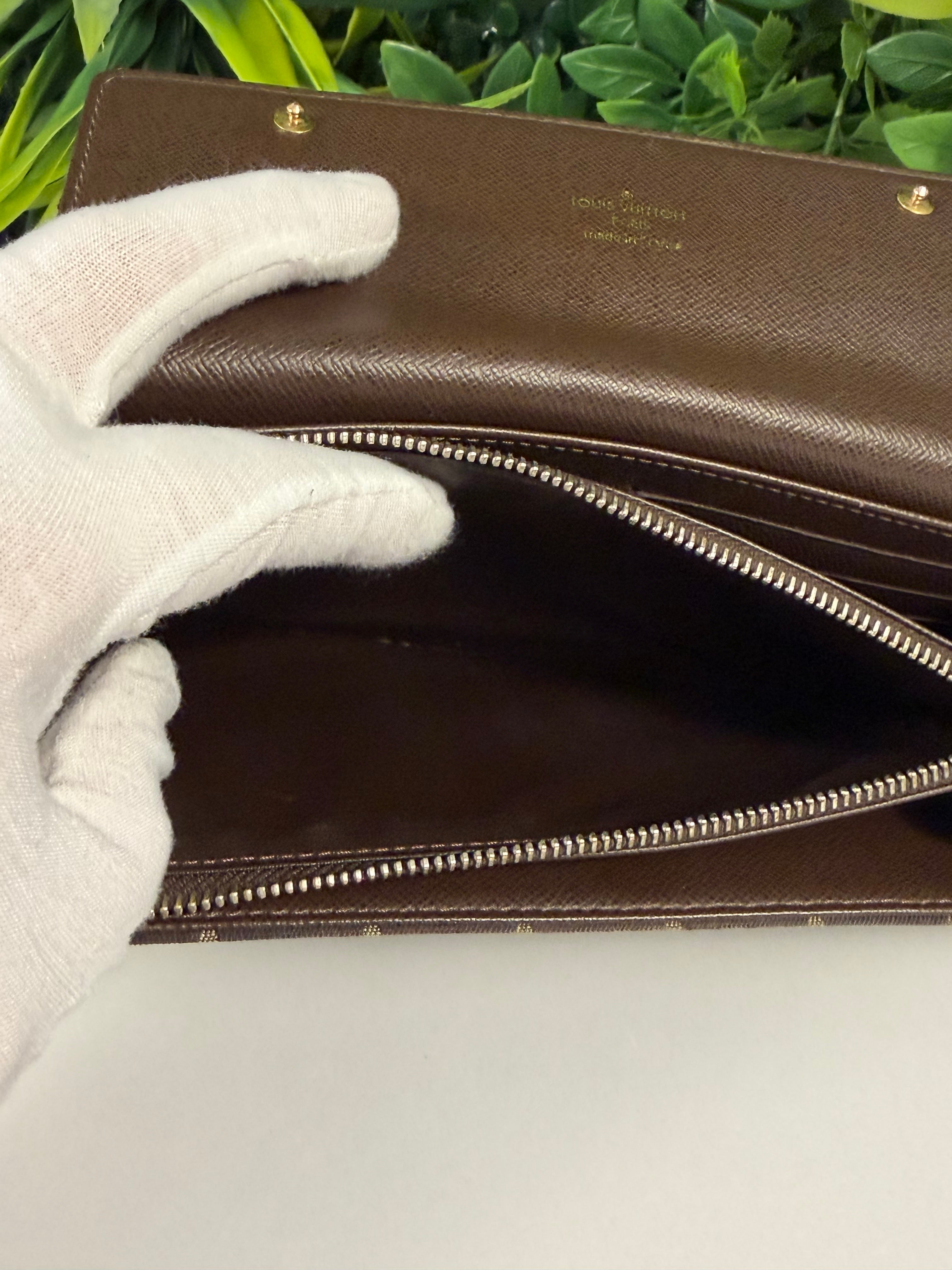 Louis Vuitton Pre-Loved Brown Monogram Mini Lin Sarah Wallet